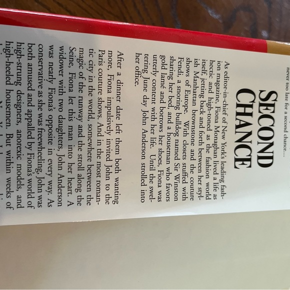 Danielle Steel hardcover books | set of 4 - Picture 3 of 12